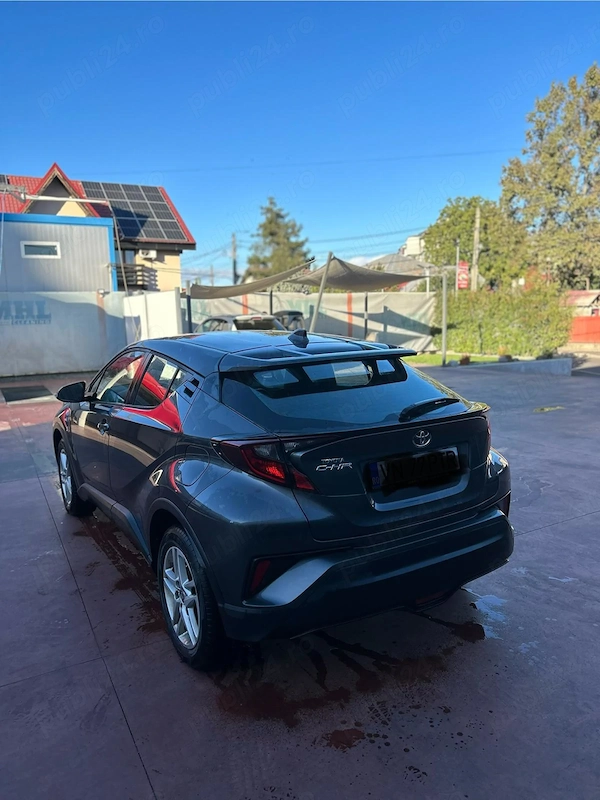 TOYOTA C-HR 2020 — imagine 3