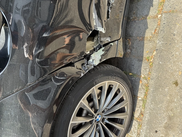 BMW 7 Series 2012 — imagine 2