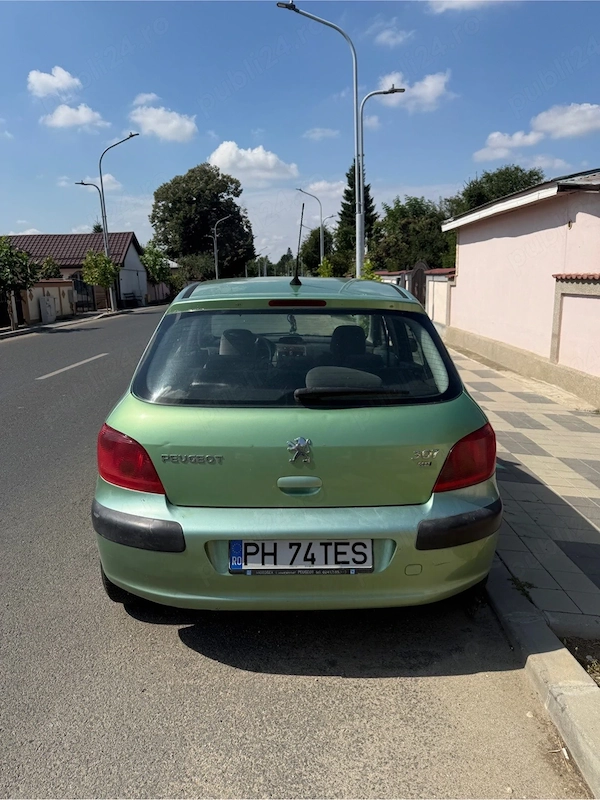 PEUGEOT 307