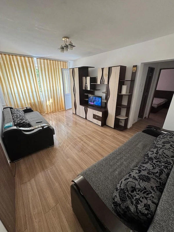 De închiriat: Ap. 2 camere proaspăt renovat – Berceni / Bd. Alexandru Obregia — fotografia 1