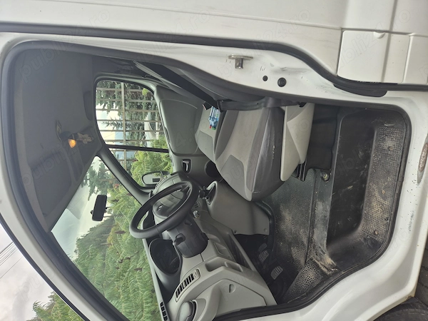 RENAULT Trafic 2014 — imagine 5