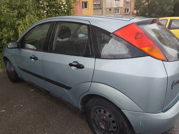 FORD Focus 2002 — imagine 3
