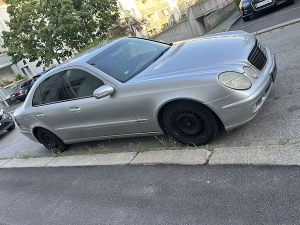 MERCEDES-BENZ E-Class 2002 — imagine 3