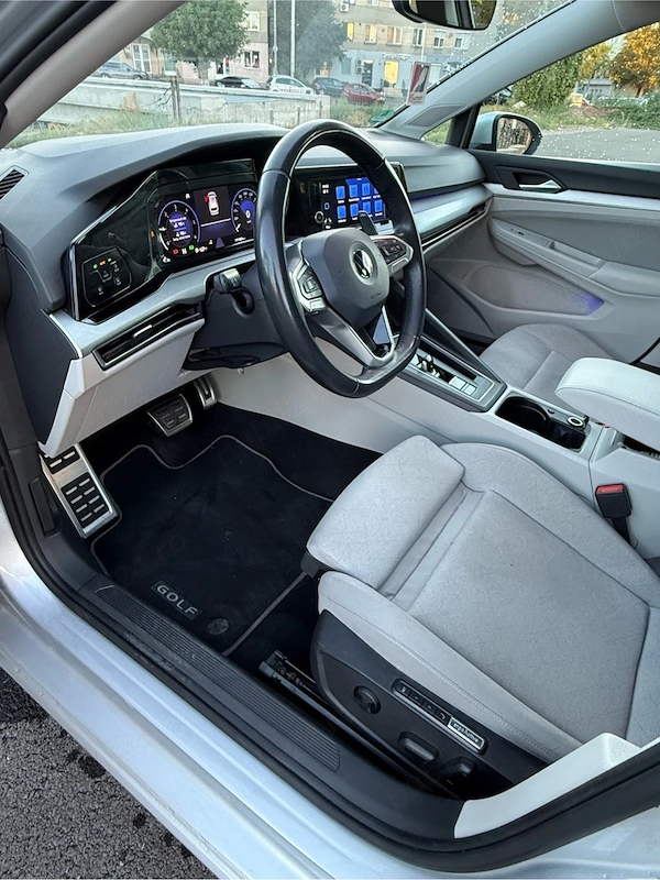 VOLKSWAGEN Golf 2021 — imagine 8