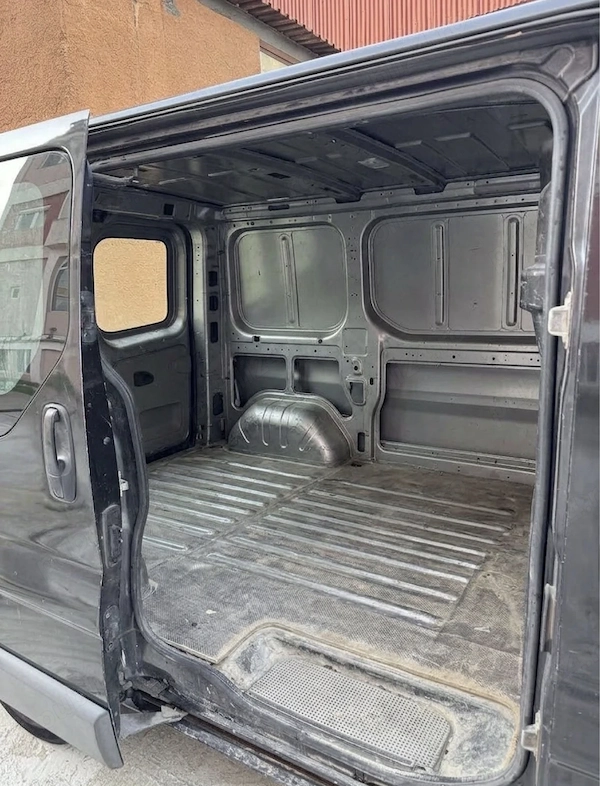 OPEL Vivaro 2013 — imagine 6