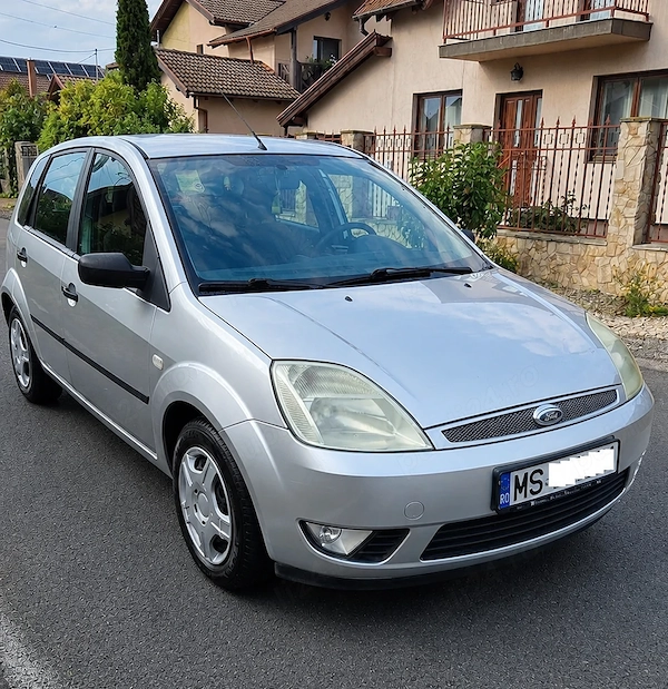 FORD Fiesta 2002 — imagine 2