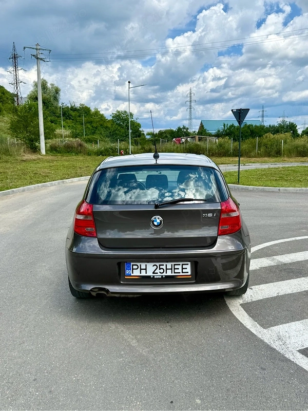 BMW 1 Series 2009 — imagine 5
