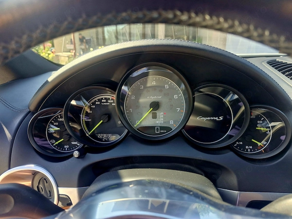 PORSCHE Cayenne 2016 — imagine 6