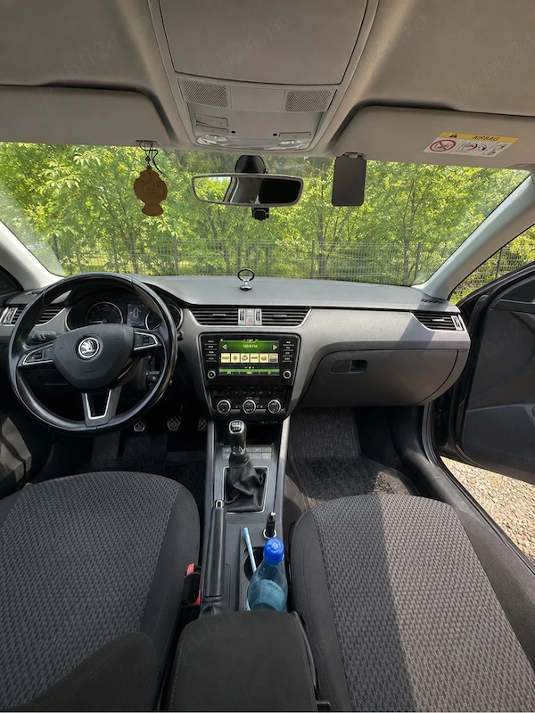 SKODA Octavia 2018 — imagine 3