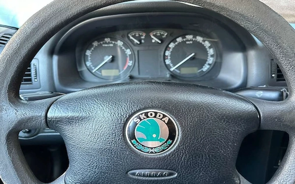SKODA Octavia 2008 — imagine 3