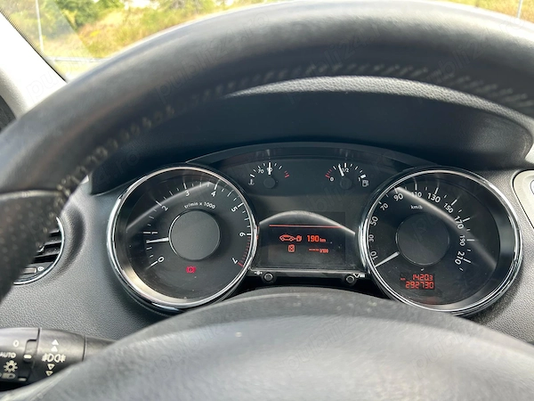 PEUGEOT 5008 2010 — imagine 10