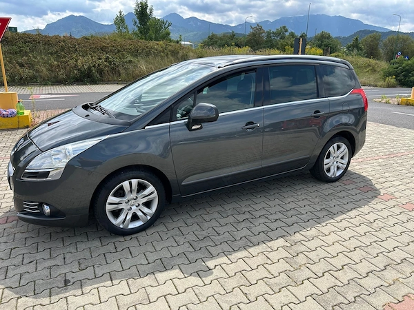 Peugeot 5008 1.6 Benzina 7 locuri