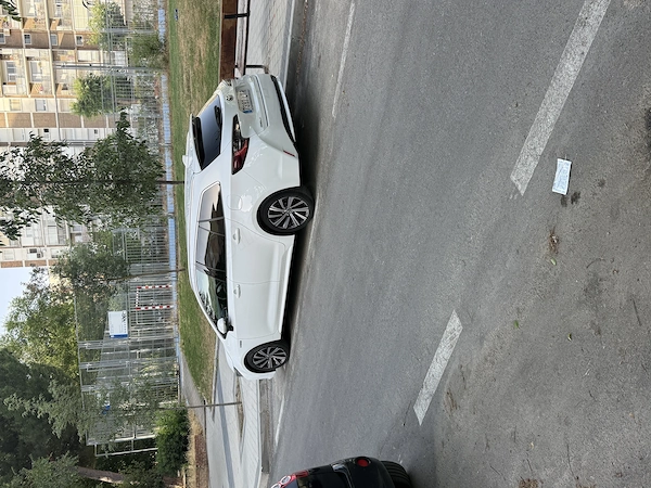 TOYOTA Corolla 2021 — imagine 2