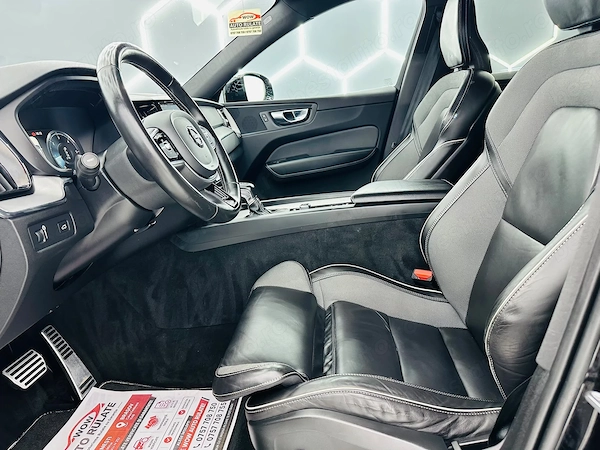 VOLVO XC60 2020 — imagine 15