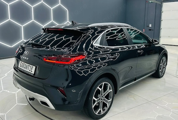 KIA Xceed 2022 — imagine 4