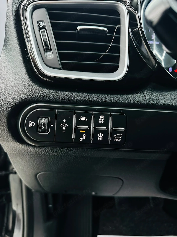 KIA Xceed 2022 — imagine 11