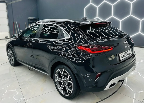 KIA Xceed 2022 — imagine 3