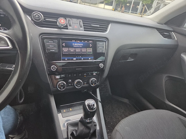 SKODA Octavia 2018 — imagine 5