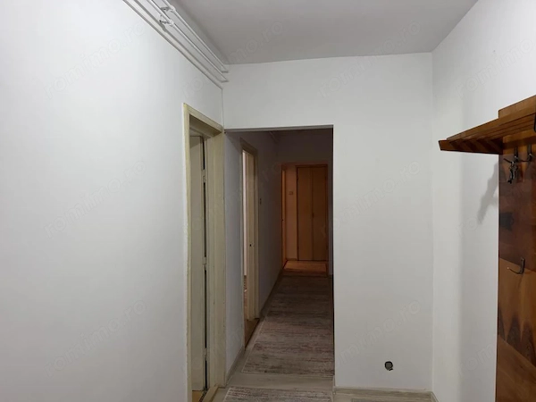 apartament 3 camere pe Bd. Mihai Viteazu — fotografia 3