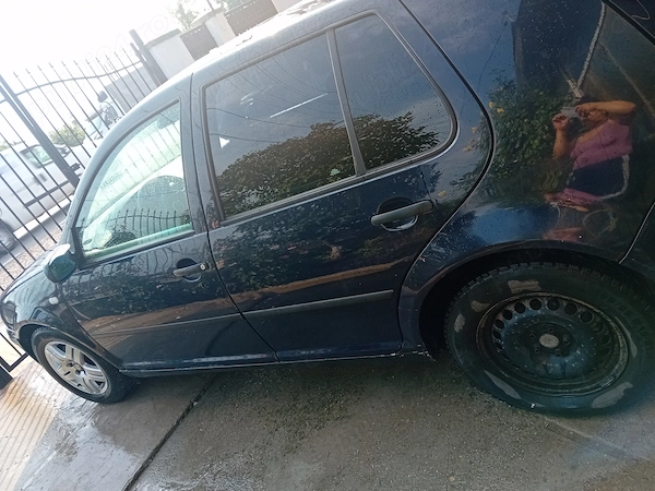 VOLKSWAGEN Golf 2000 — imagine 3