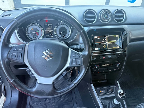 SUZUKI Vitara 2021 — imagine 5