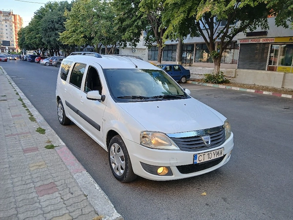 DACIA Logan 2011 — imagine 2