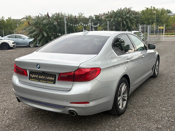 BMW 5 Series 2018 — imagine 13