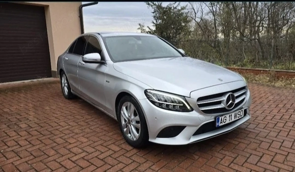 MERCEDES-BENZ C-Class 2018 — imagine 1