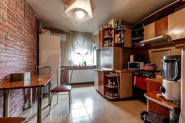 Apartament 2 camere decomandat | Zona Genesys Arad — fotografia 1