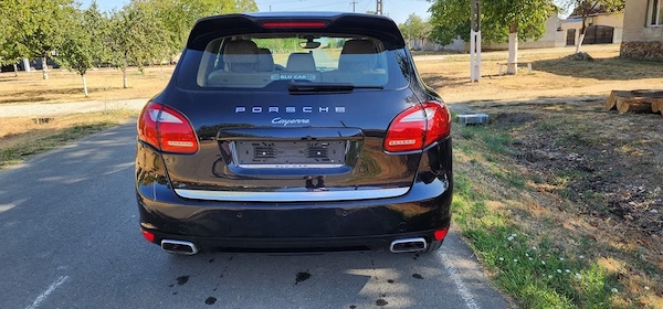 PORSCHE Cayenne 2013 — imagine 5