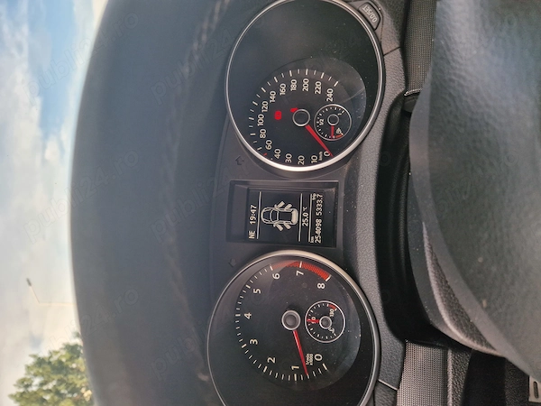 VOLKSWAGEN Golf 2012 — imagine 4