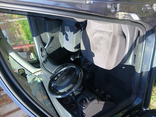 FORD Focus 2002 — imagine 4