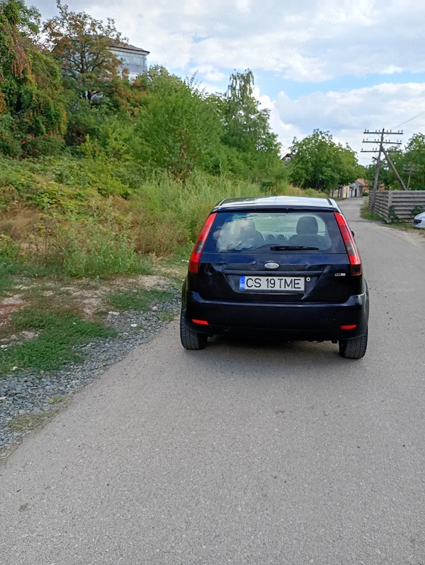 FORD Fiesta 2004 — imagine 3
