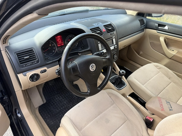 VOLKSWAGEN Jetta 2007 — imagine 4