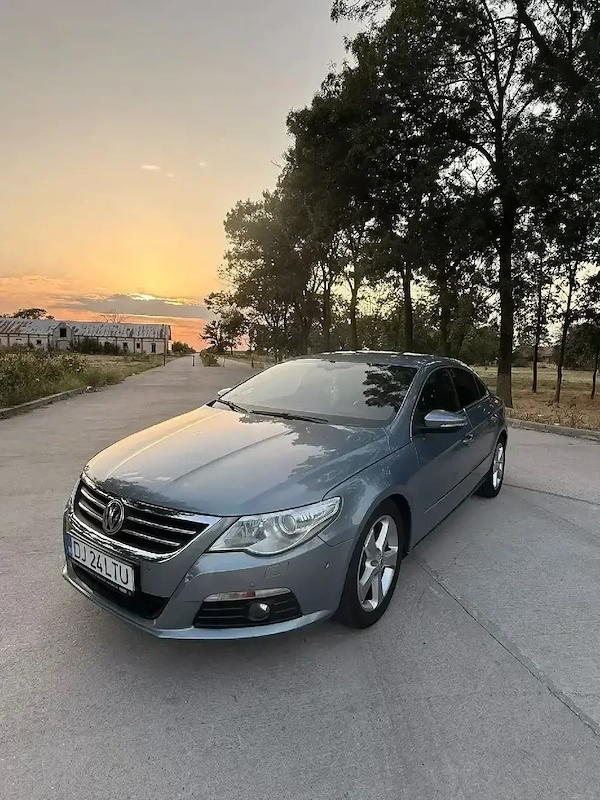 VOLKSWAGEN Passat CC
