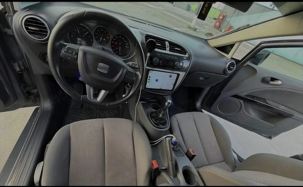 SEAT Leon 2010 — imagine 5