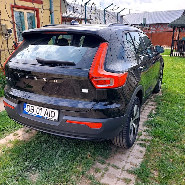 VOLVO XC40 2022 — imagine 2