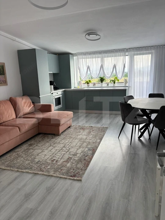 Studio de vanzare, 45 mp, zona Sânpetru — fotografia 1