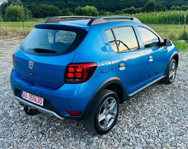 DACIA Sandero Stepway 2018 — imagine 3