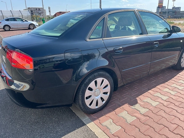 AUDI A4 2006 — imagine 4