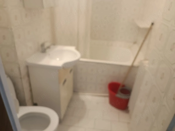 Proprietar Închiriez apart. 2 cam Lujerului — fotografia 3