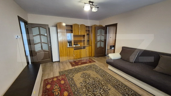 Apartament cu 2 camere de vanzare, 49,58 mp, zona Micro 16 — fotografia 1