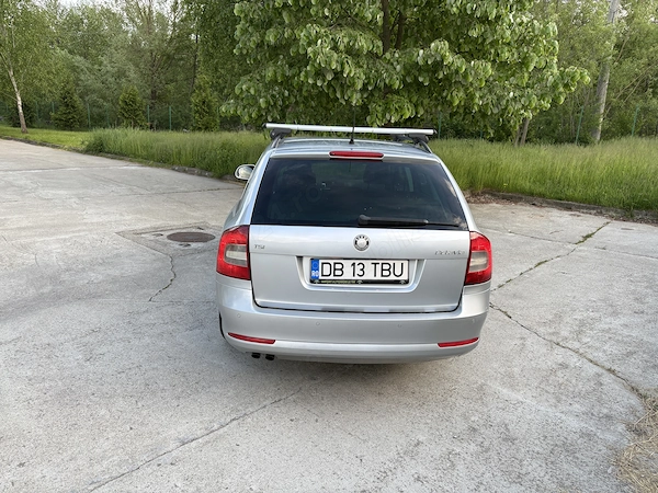 SKODA Octavia 2010 — imagine 6
