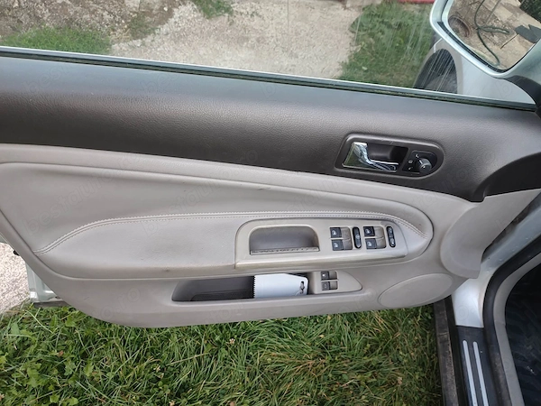 VOLKSWAGEN Passat 2002 — imagine 4