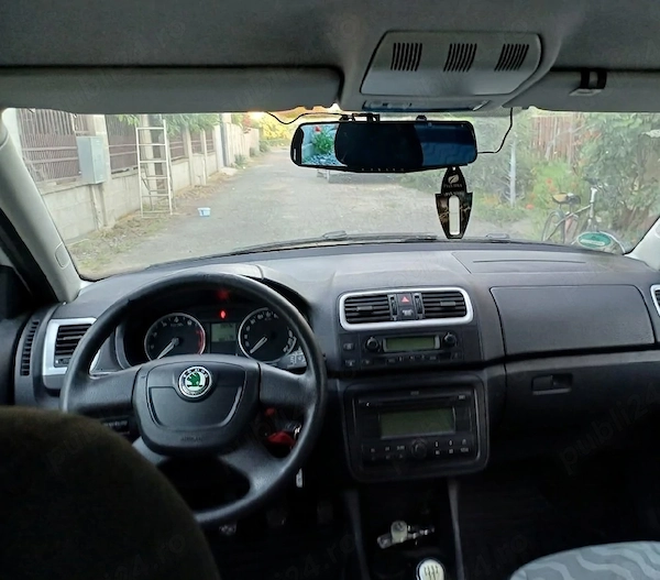 SKODA Fabia 2010 — imagine 3