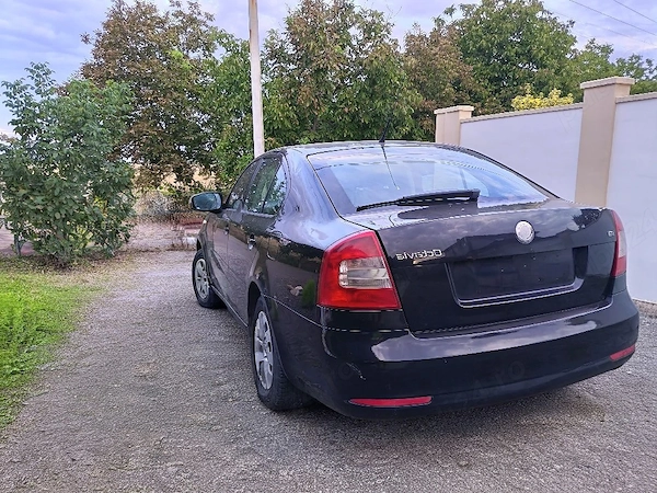 SKODA Octavia 2010 — imagine 5