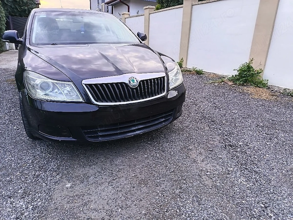 SKODA Octavia 2010 — imagine 2
