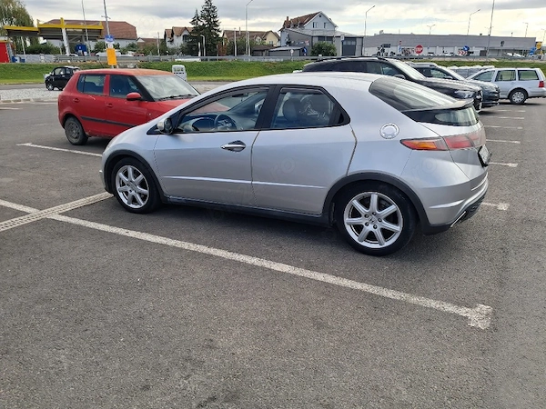 HONDA Civic 2008 — imagine 2