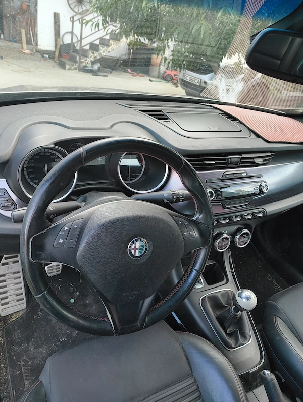 ALFA ROMEO Giulietta 2010 — imagine 7