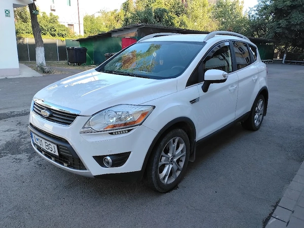 Vand Ford Kuga 2011